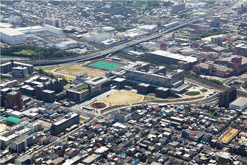 写真3-1　上空から見た大阪いばらきキャンパスとその周辺