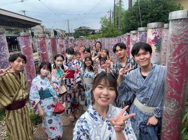 異文化交流助成金　2023OIC浴衣で京都巡りin嵐山3