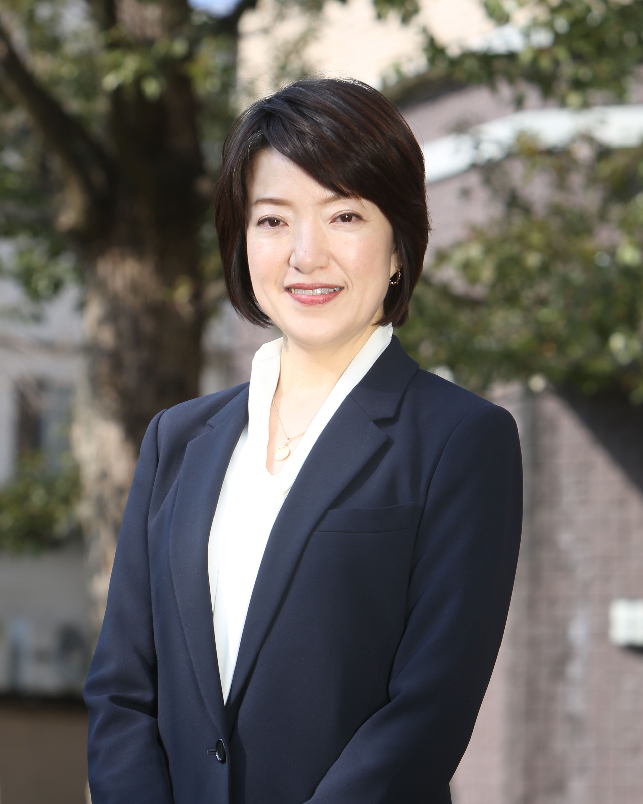 立命館小学校 校長 成山 治彦