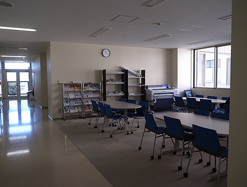 写真5-3-22　学部ラウンジ（サイエンスコア）