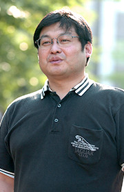 中村 彰憲 教授
