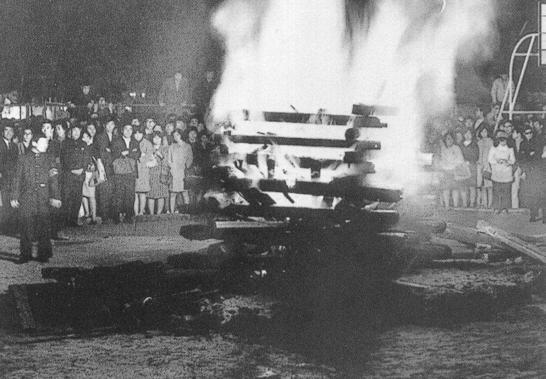 1960年(昭和35年)-1969年(昭和44年)経営学部の分離と衣笠 1960年(昭和35年)-1969年(昭和44年)経営学部の分離と衣笠