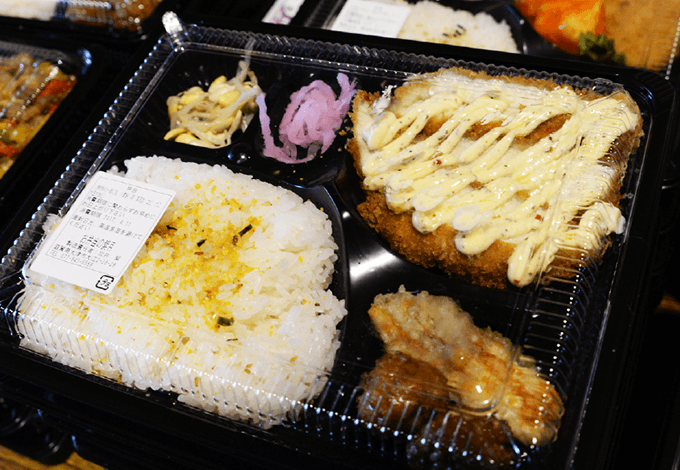 チキンカツバジルマヨ弁当