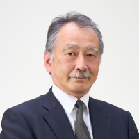 花﨑　知則 教授