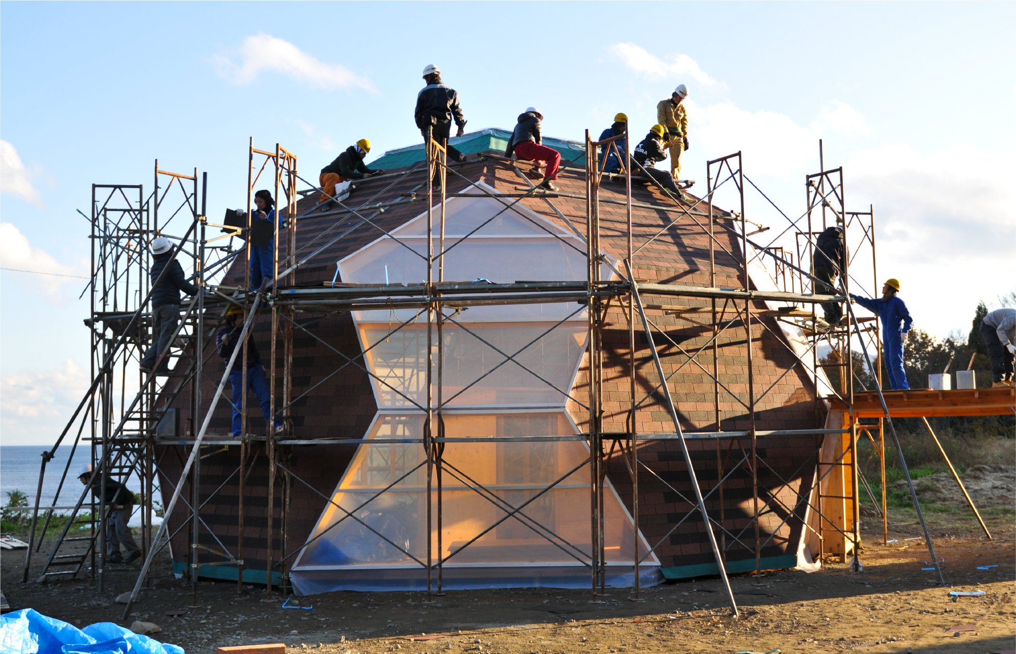 仮設集会所建設プロジェクトODENSE１</br>岩手県宮古市重茂地区</br>2012年2月