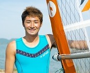 学部での学びを実践し、世界の頂を目指す！