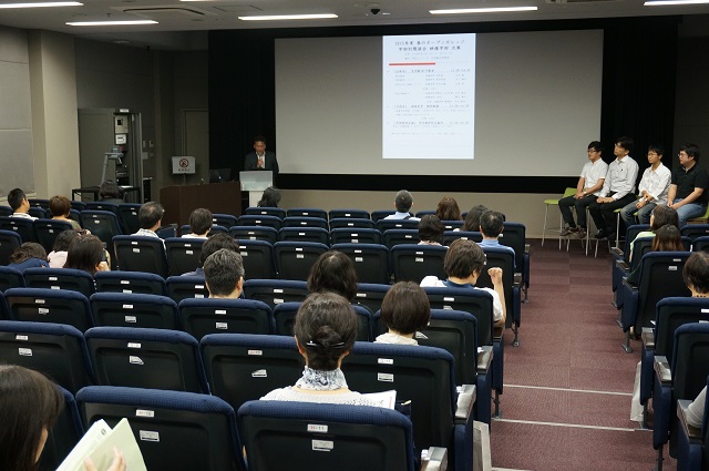 父母教育後援会オープンカレッジ（6/13）にて学部別懇談会を実施しました！