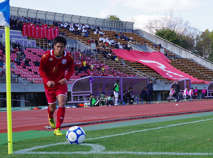 試合が動いたのは、延長後半５分のコーナーキックからだった。