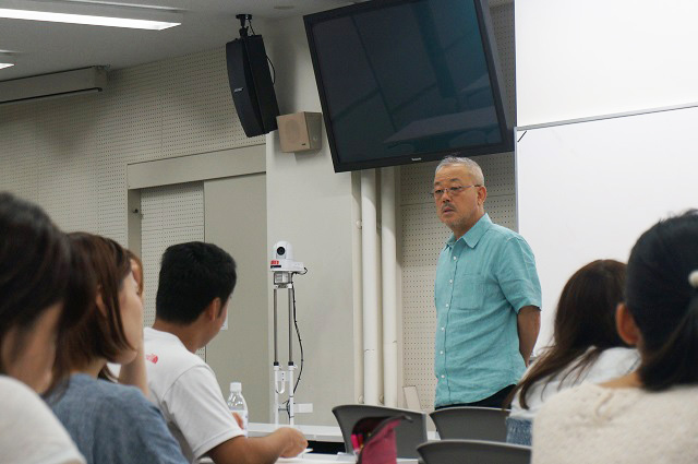 映画監督 井筒和幸氏が映像学部にて特別講義！