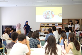 インドネシアの学生ライフを紹介