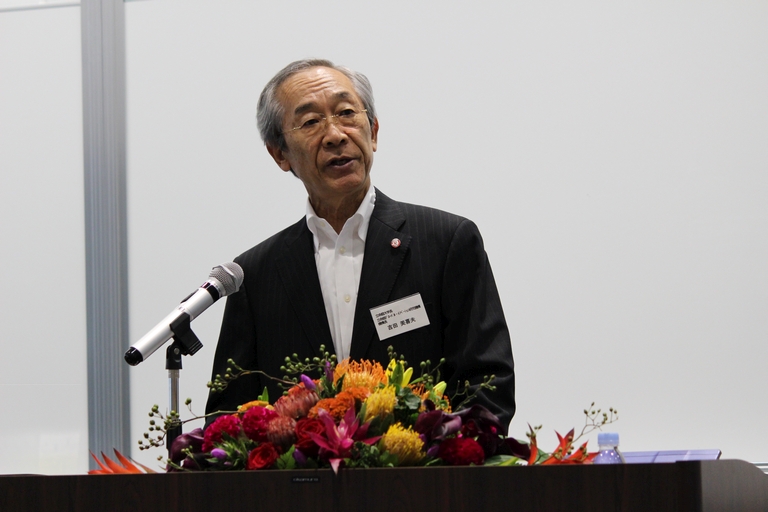 開会挨拶（吉田学長・R-GIRO機構長）