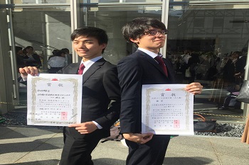 部長と学生指揮者