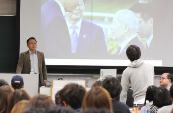 川崎氏と学生との質疑応答