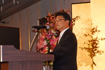 上野隆三文学部長