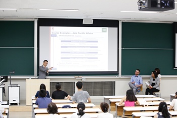 グローバル教養学部の説明会