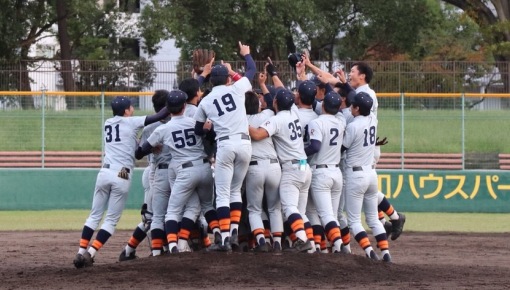 関西六大学準硬式野球連盟秋季リーグ戦で6期ぶり32回目の優勝