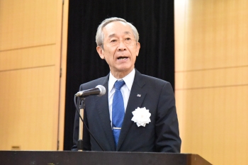 吉田美喜夫学長