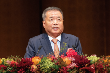 分林保弘氏