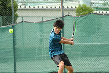 関西学生対抗テニスリーグ戦(2019年9月)時の片山さん