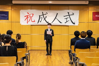 国際関係学部2回生　竹野内優さん