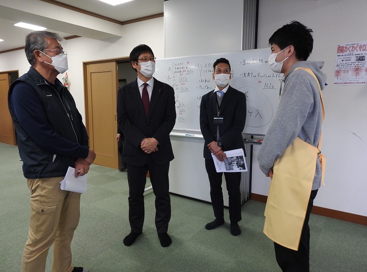 野路町内会 中野宗城会長と伊坂副総長