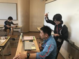 200507中学オンライン授業スタート04