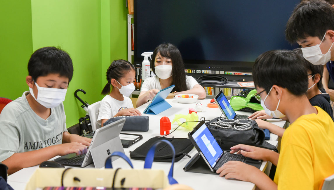 夏休み、3Dプリンターやレーザー加工機を生徒・児童らがAIOLで体験