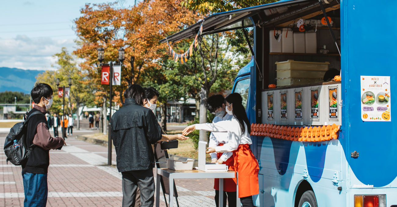 料理サークル「meRci」が地元野菜を使った「ハロウィン特別メニュー」を販売