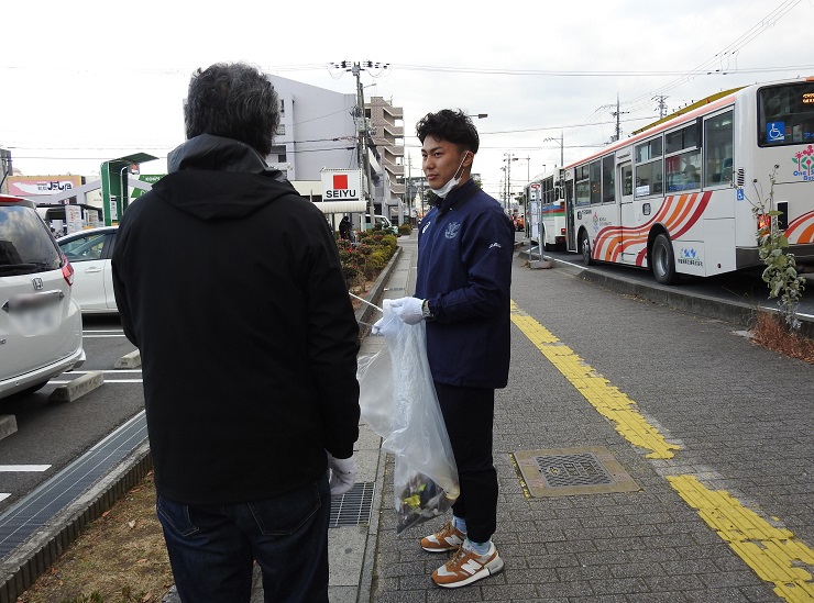 尾池さん