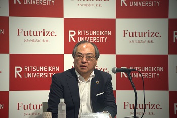 仲谷善雄学長