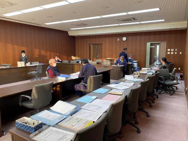 写真1：2022年11月、滋賀県の稲作農家を対象に持続可能な稲作に関するアンケート調査を実施