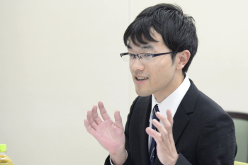 吉田圭介さん