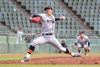 投手　有馬伽久選手 （産業社会学部2回生）
