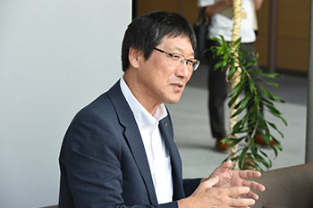 立命館大学　伊坂忠夫副学長