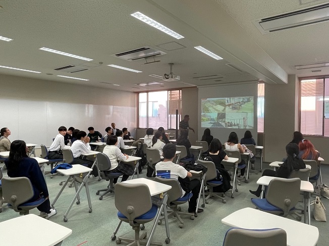 240507【国際】 RMIT 来校