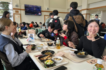 APU食堂