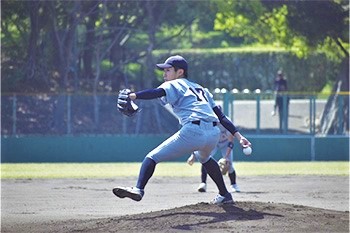 先発・杉本晃野投手（経営学部3回生）