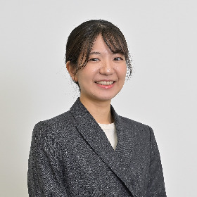 古屋 結衣