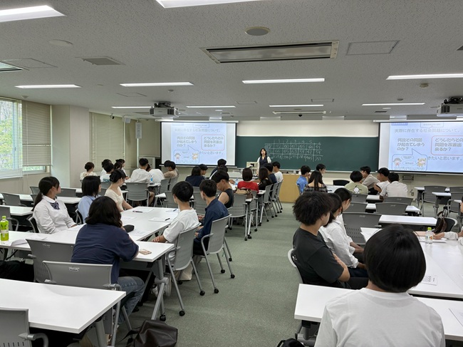 付属校・提携校を対象としたサマースクールを実施しました