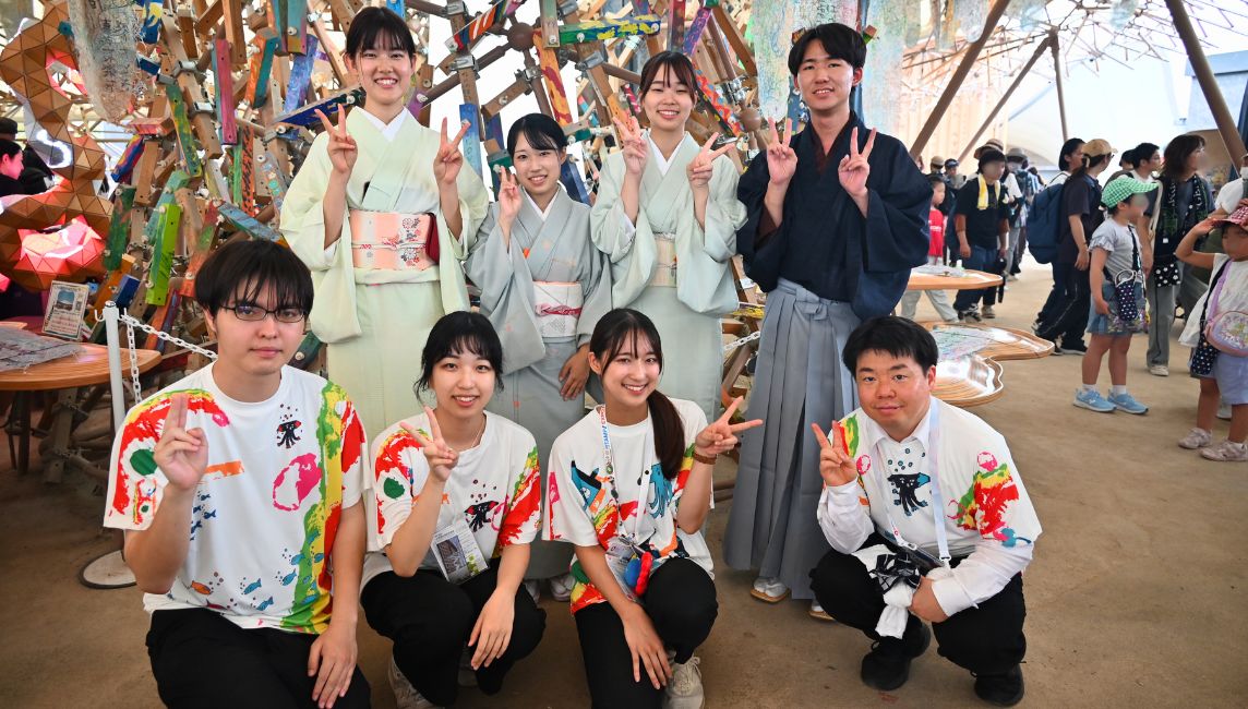 【大阪・関西万博】立命館大学茶道研究部「いのちの遊び場 クラゲ館」にてワークショップ実施