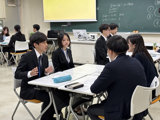 経済学部就職活動支援企画「メントレ」第3弾〈学びと実践編〉を開催しました！