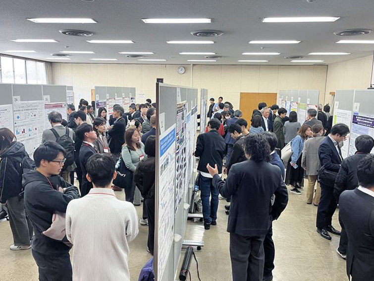 ポスター発表の様子1