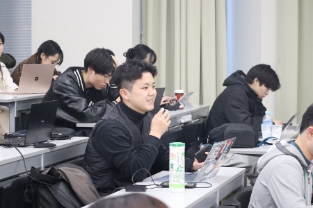 ba/image/8smbc20251211