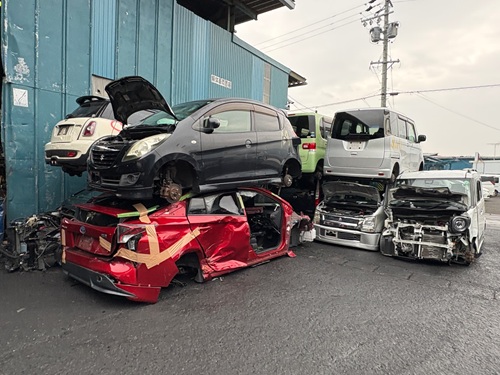 自動車リサイクル施設を見学しました！（笹尾ゼミ）