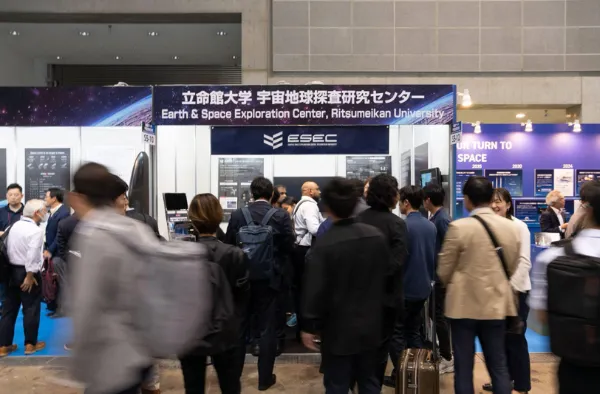 ESEC展示ブースの様子