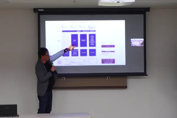 各研究者による報告の様子