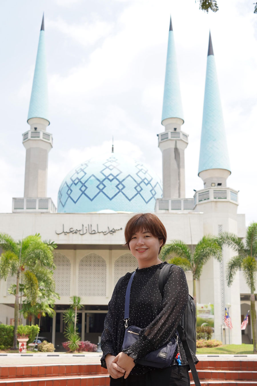 足立真理先生のお写真