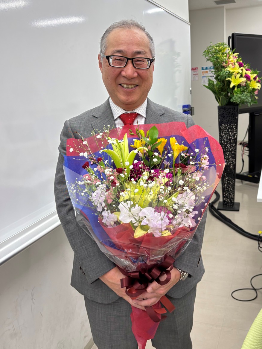 高橋潔教授退職記念講義