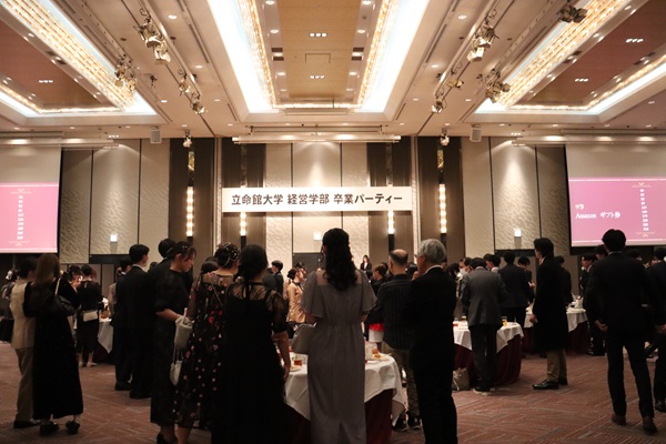 経営学会学生委員会　卒業パーティー2025_1
