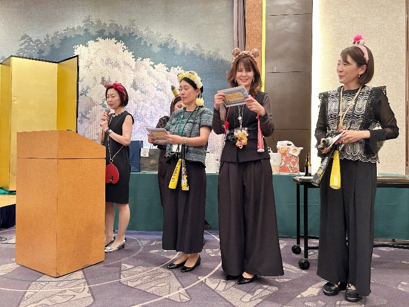 20260612新旧運営委員と教職員の懇親会 20260612konshinkai3